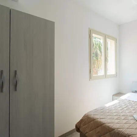 Bed & Breakfast Lu Pinninu Novoli